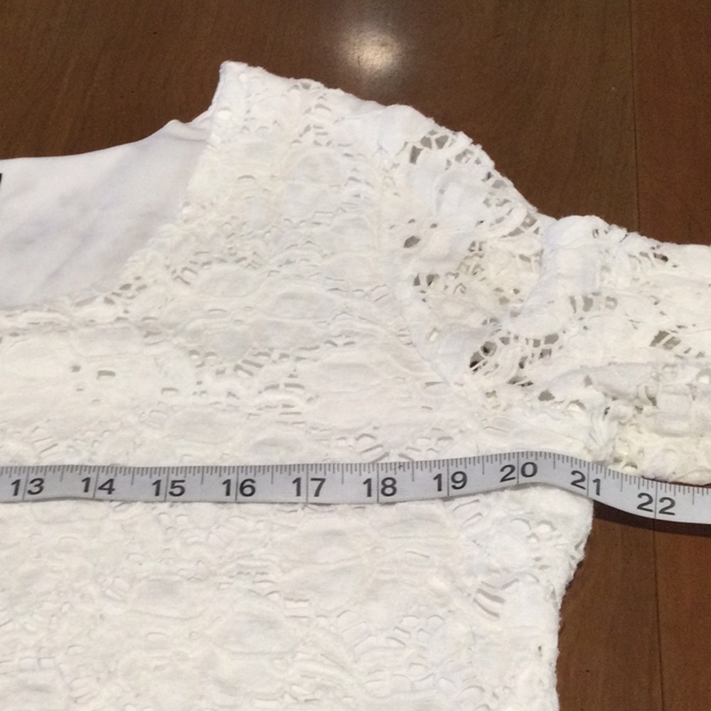 Cynthia Max White Lined Lace Overlay Blouse Size XL - Picture 14 of 16